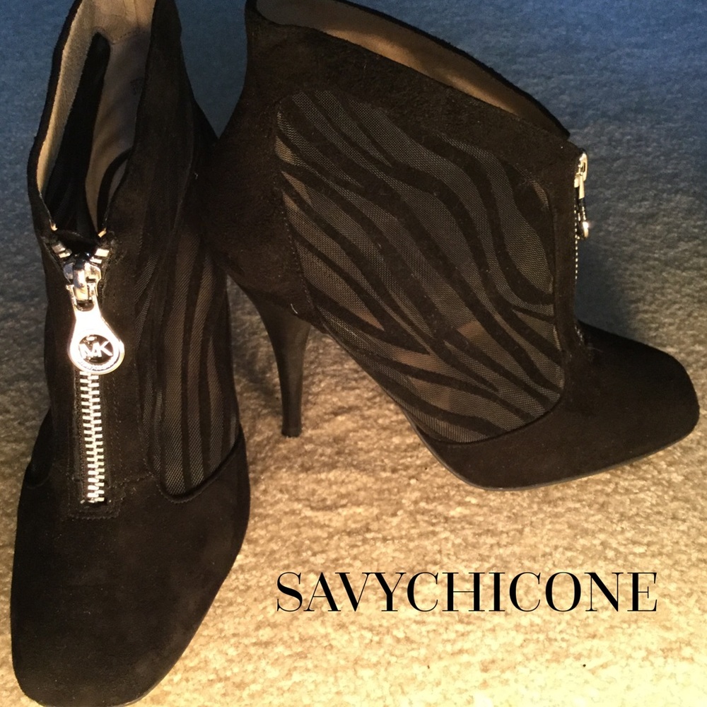 💋FABULOUS MK BOOTIES